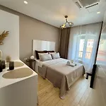 Luxury Skyfall Maison d'hôtes 4*
