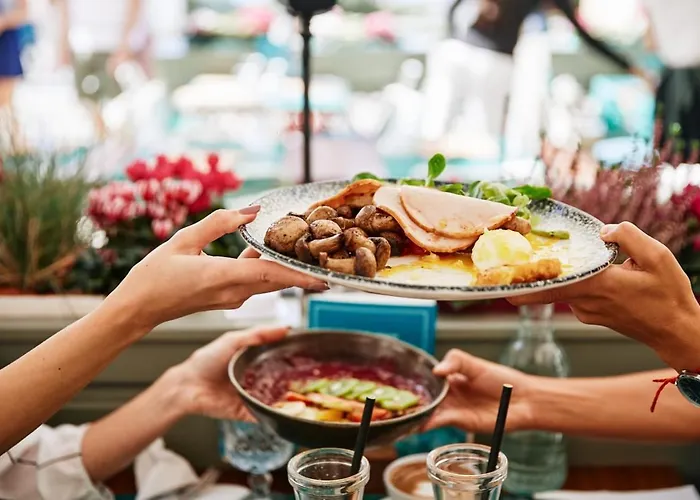 ゲストハウス Luxury Skyfall 4*