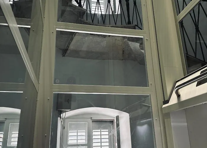 Luxury Skyfall ゲストハウス