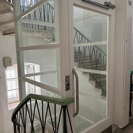 Гостевой дом Luxury Skyfall 4*