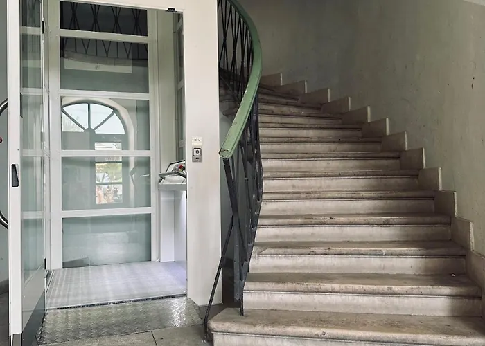 Pensión Luxury Skyfall