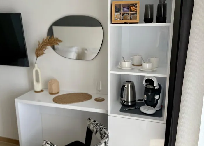 Πανσιόν Luxury Skyfall Σπλιτ